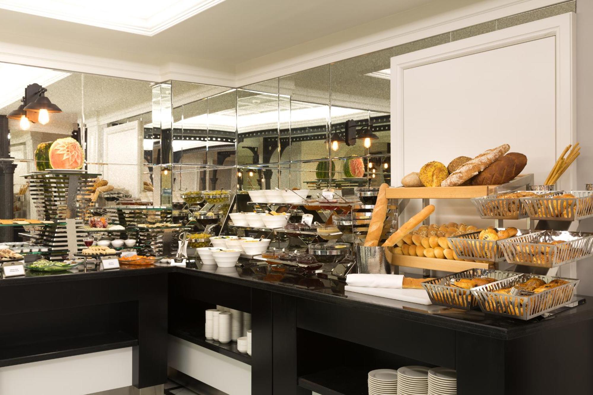 Metropolitan Hotels Taksim — Photos 2